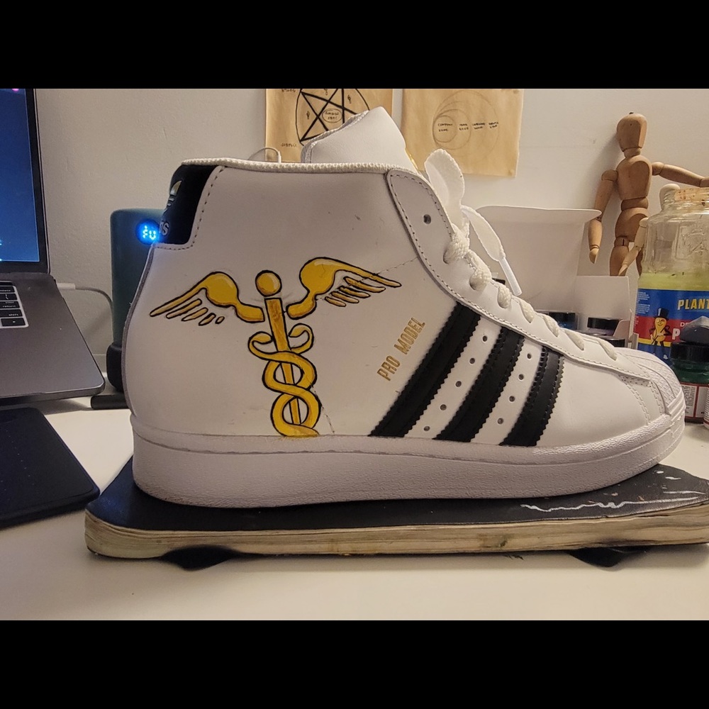 Customs - Picture 8 of 8